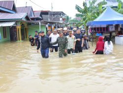 Bupati dan Wakil Bupati Bone Turun Langsung Pantau Banjir di Lokasi Berbeda